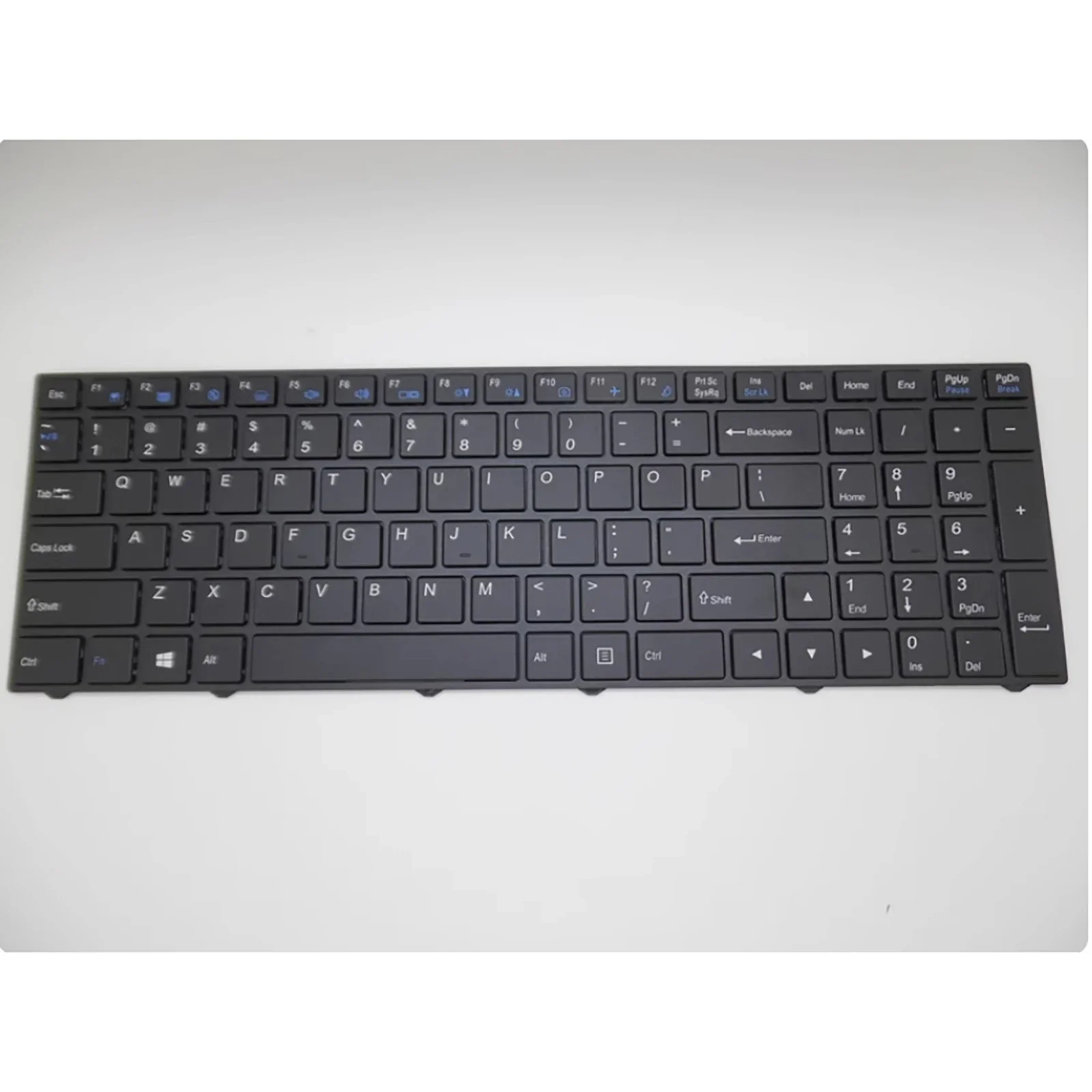 США для CLEVO CVM15F33US-430 6-80-N25J0-011-1 S/N: 1841022423 Клавиатура ноутбука M
США для CLEVO CVM15F33US-430 6-80-N25J0-011-1 S/N: 1841022423 Клавиатура ноутбука M