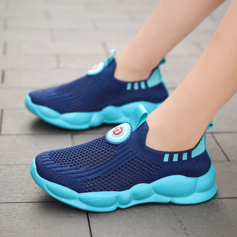 Thickened Comfort Children Walking Shoes Breathable Outer Skin Long Distance Outdoor Running Shoes
Thickened Comfort Children Walking Shoes Breathable Outer Skin Long Distance Outdoor Running Shoes