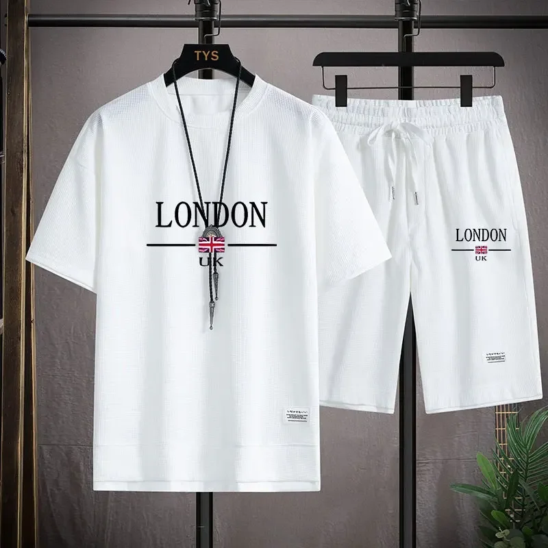 Summer Fashion Casual Print Men Sportswear Set Short-Sleeved T Shirt Pants 2-Piece Set Oversized Pullover Men Clothing
Summer Fashion Casual Print Men Sportswear Set Short-Sleeved T Shirt Pants 2-Piece Set Oversized Pullover Men Clothing