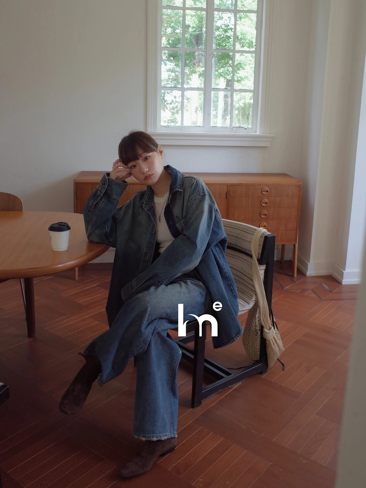 Мягкие джинсы свободного кроя с двойным воротником из денима Soft Micro Blade, комплект с рубашкой, высокая талия, застежка на пуговицах, нейтральный стиль для всех размеров.
Мягкие джинсы свободного кроя с двойным воротником из денима Soft Micro Blade, комплект с рубашкой, высокая талия, застежка на пуговицах, нейтральный стиль для всех размеров.