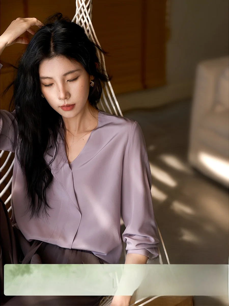 XiaoHanGe Silk Shirt Double Gauze Long Sleeve V-Neck Women's New Style Commute Wind Straight Cut No Pocket Design
XiaoHanGe Silk Shirt Double Gauze Long Sleeve V-Neck Women's New Style Commute Wind Straight Cut No Pocket Design