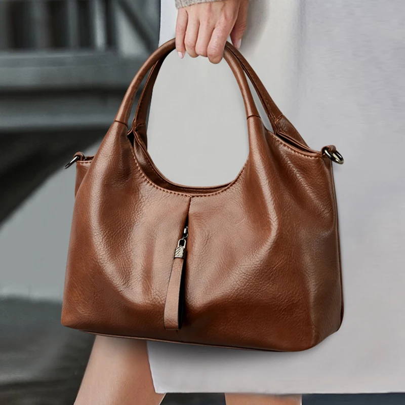 Fashionable soft leather women's bag, large-capacity handbag, versatile single-shoulder bag, women's crossbody bag
Fashionable soft leather women's bag, large-capacity handbag, versatile single-shoulder bag, women's crossbody bag