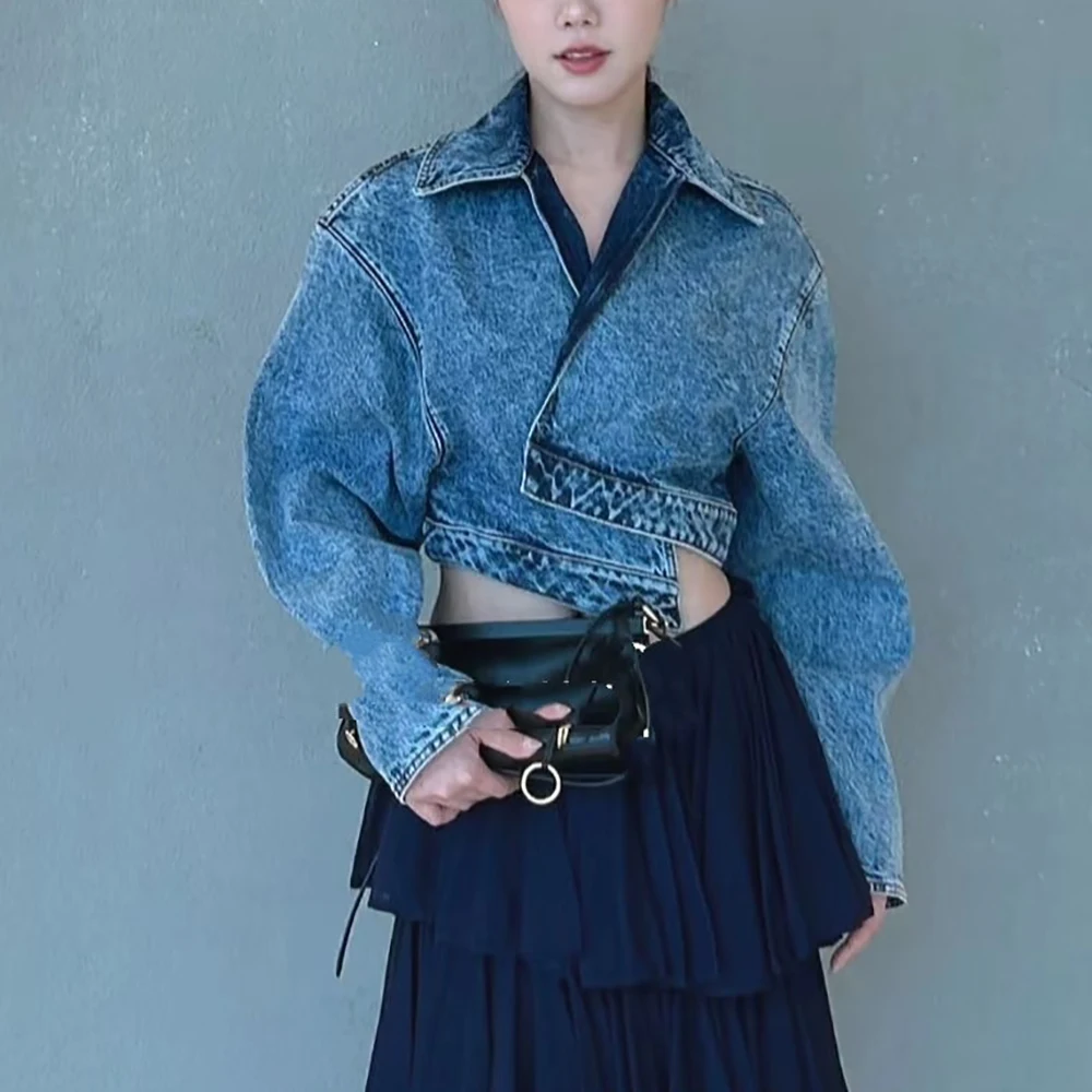 Women's Cotton Denim Jacket Y2K Vintage Washed Fashion Commuter Style 100% Cotton Top for Summer 2025
Women's Cotton Denim Jacket Y2K Vintage Washed Fashion Commuter Style 100% Cotton Top for Summer 2025