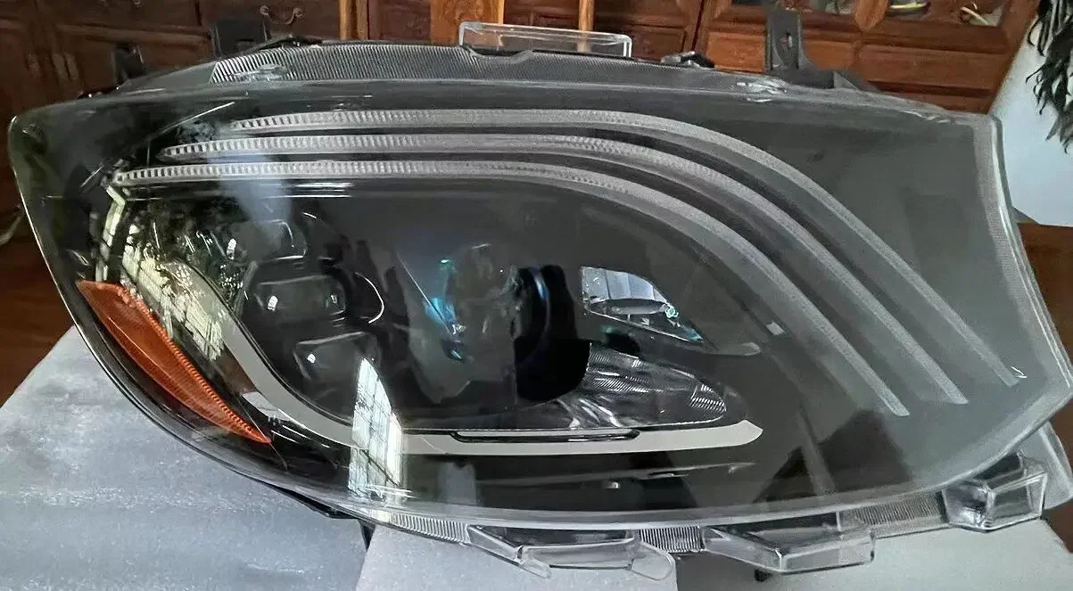 Hot sales in China2023 Headlight Assemblies Fit for Benz Sprinter 2500 3500 Front car auto vehicle new sprinter 100%
Hot sales in China2023 Headlight Assemblies Fit for Benz Sprinter 2500 3500 Front car auto vehicle new sprinter 100%