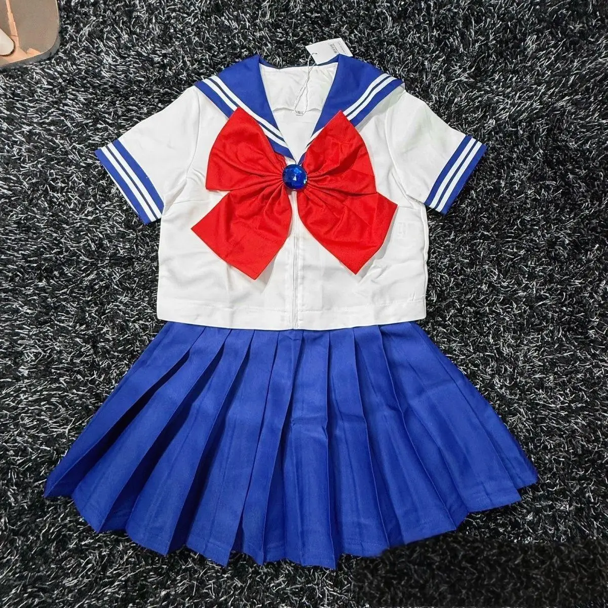 Cute Girl Three-piece Set School Uniform Sailor Suit Outfit Polyester Short Sleeve V-neck Casual Style Four-season Wear
Cute Girl Three-piece Set School Uniform Sailor Suit Outfit Polyester Short Sleeve V-neck Casual Style Four-season Wear