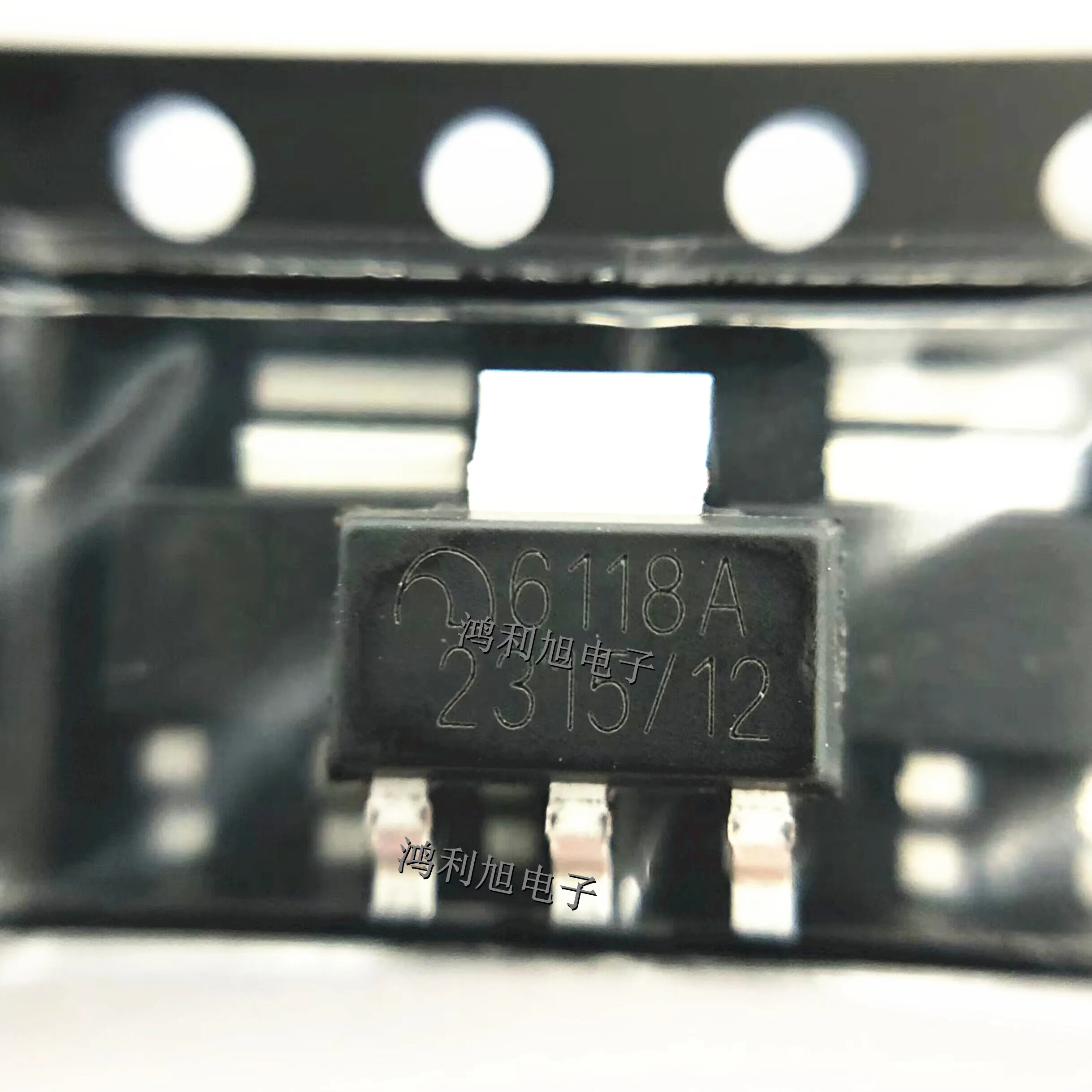 20PCS/Lot ME6118A12B3G SOT-223 high-speed LDO voltage regulator chip ME6118-1.2V original stock
20PCS/Lot ME6118A12B3G SOT-223 high-speed LDO voltage regulator chip ME6118-1.2V original stock