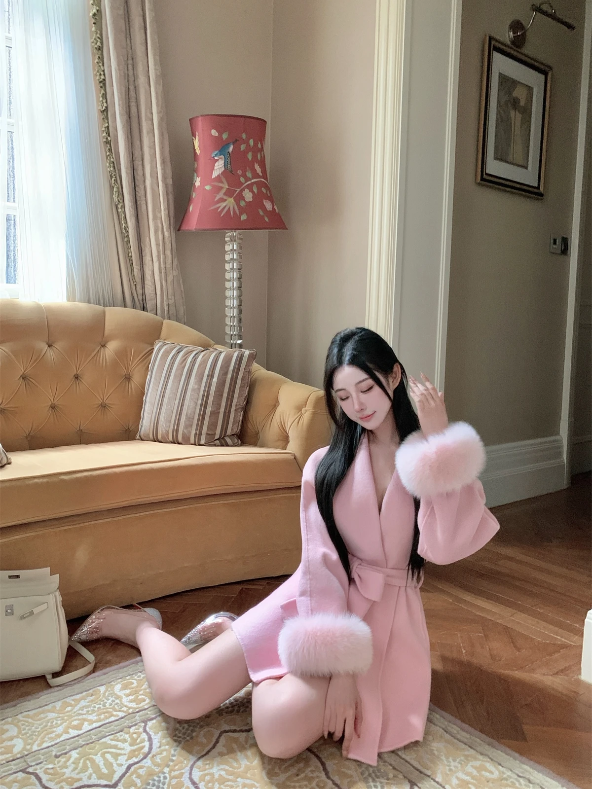 True Fur Double-sided Woolen Coat Winter Faion Ladies' Pure Color Camere Outerwear Warm Sli Women's Clothing
True Fur Double-sided Woolen Coat Winter Faion Ladies' Pure Color Camere Outerwear Warm Sli Women's Clothing