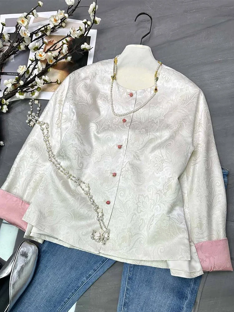 Новый весенний костюм в китайском стиле «Сле Сон Цзиньтан»: женский, облегающий, с вышивкой, белый...
Новый весенний костюм в китайском стиле «Сле Сон Цзиньтан»: женский, облегающий, с вышивкой, белый...