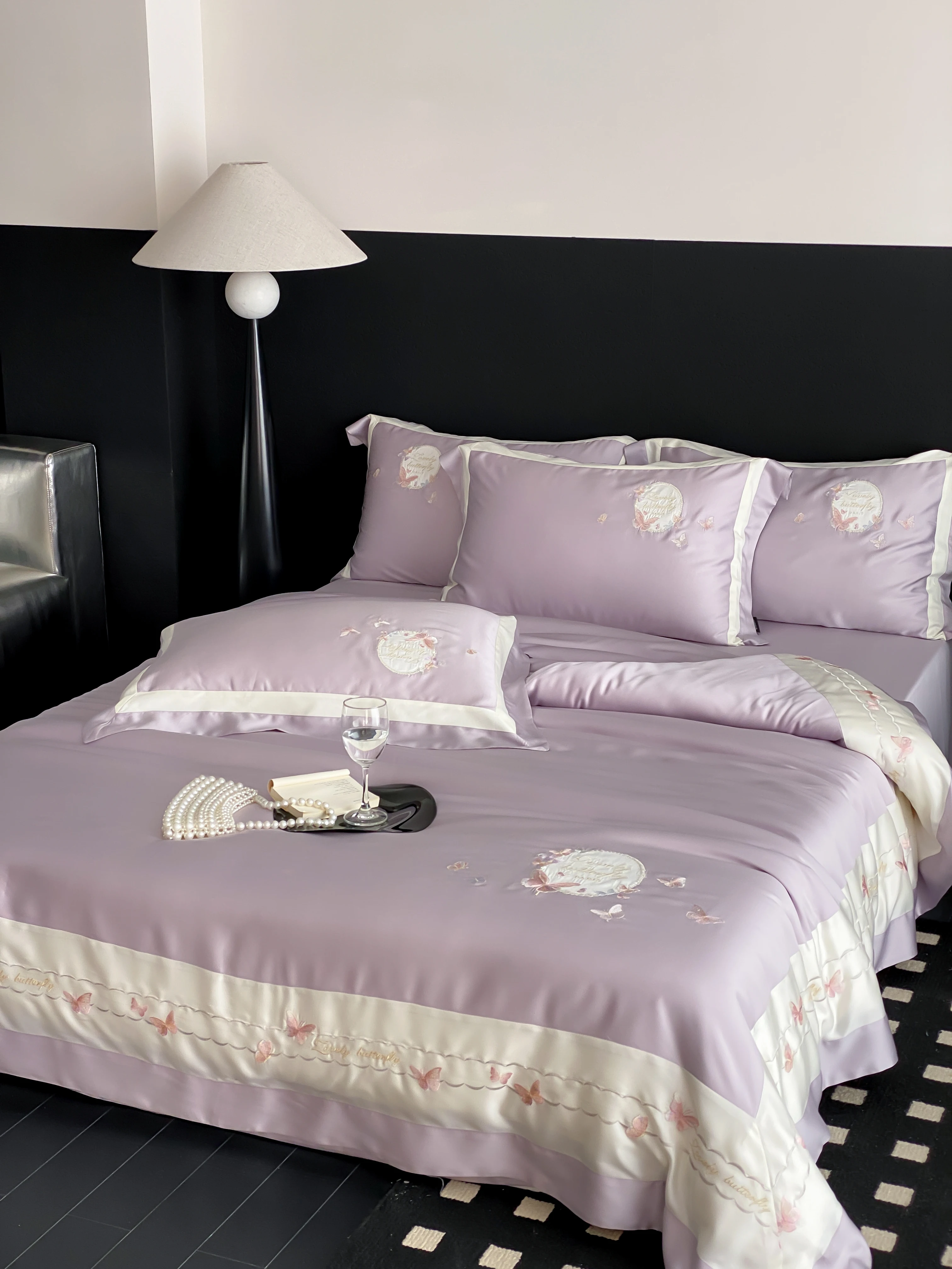 Luxury 100% Cotton Bedding Set Aqua Blue Floral Duvet Cover Set Queen Size with 4Pcs High Grade Lace Border Bed Linen for Home
Luxury 100% Cotton Bedding Set Aqua Blue Floral Duvet Cover Set Queen Size with 4Pcs High Grade Lace Border Bed Linen for Home