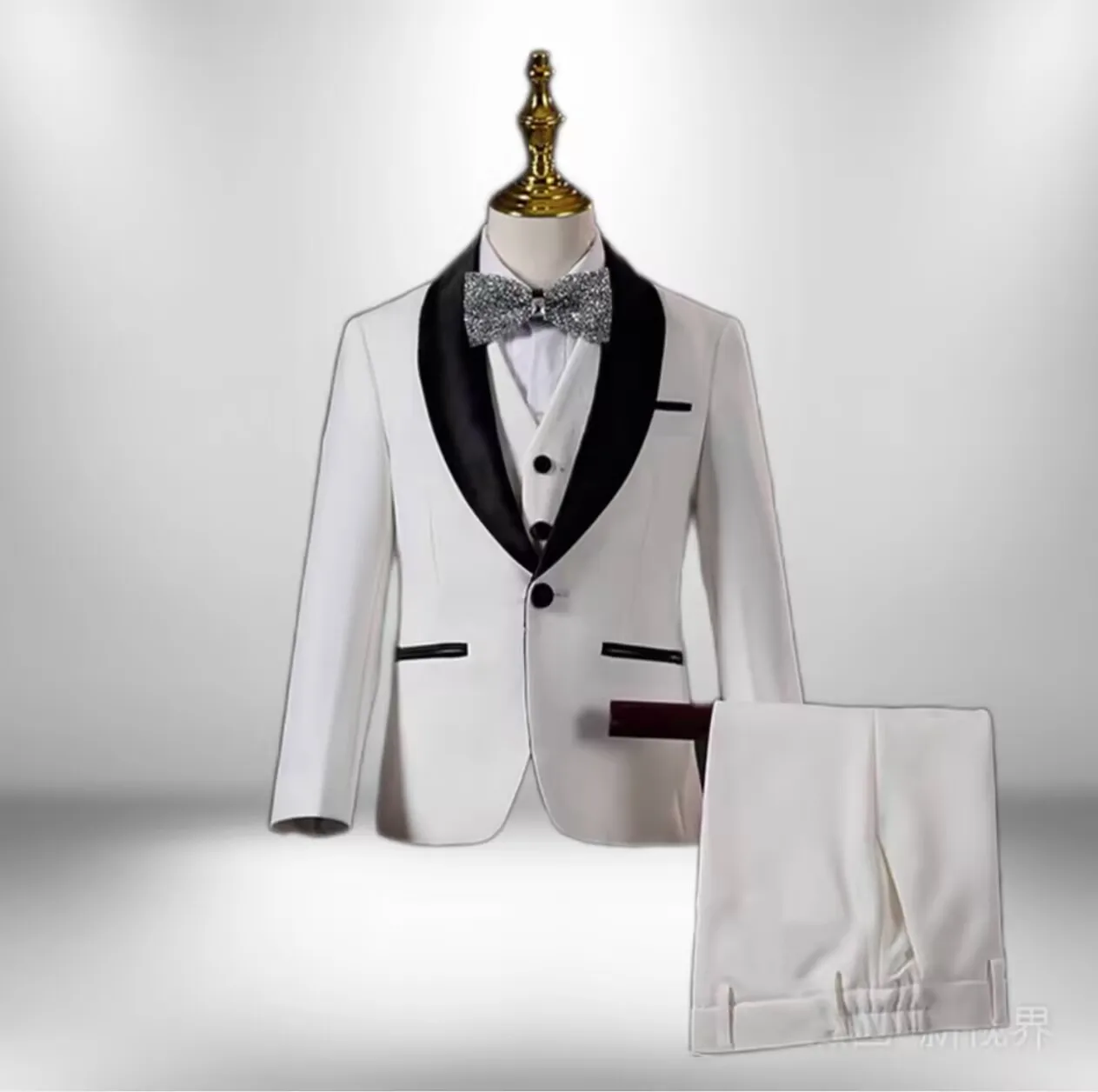 Formal boy wedding children's suit white party blazer pants christening dress children's dress gentleman junior prom evening dre
Formal boy wedding children's suit white party blazer pants christening dress children's dress gentleman junior prom evening dre