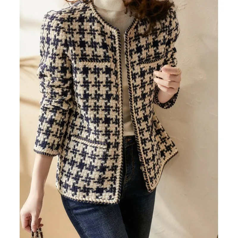 New Coat Versatile Choice Women Early Autumn Exuding The Charm Socialite Tweed Top Makes You Look Slimmer More Winter Outerwear
New Coat Versatile Choice Women Early Autumn Exuding The Charm Socialite Tweed Top Makes You Look Slimmer More Winter Outerwear