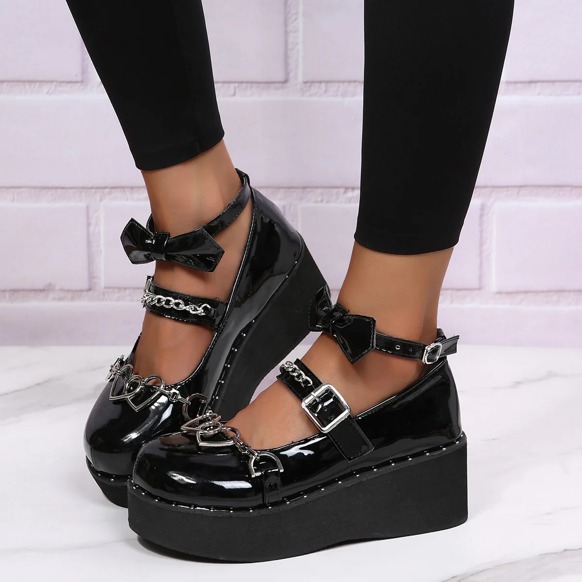 Punk Style Platform Metal Chain Women'S Shoes Japanese Lolita Round Toe Bow Love Button Mary Jane Women'S Shoes Large Size 35&43
Punk Style Platform Metal Chain Women'S Shoes Japanese Lolita Round Toe Bow Love Button Mary Jane Women'S Shoes Large Size 35&43