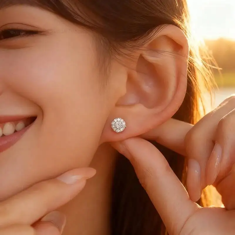 Cross-border Hot-selling S925 Silver Micropaved Moissanite Stud Earrings Fashion Light Luxury Trendy Jewelry for Women Stock
Cross-border Hot-selling S925 Silver Micropaved Moissanite Stud Earrings Fashion Light Luxury Trendy Jewelry for Women Stock