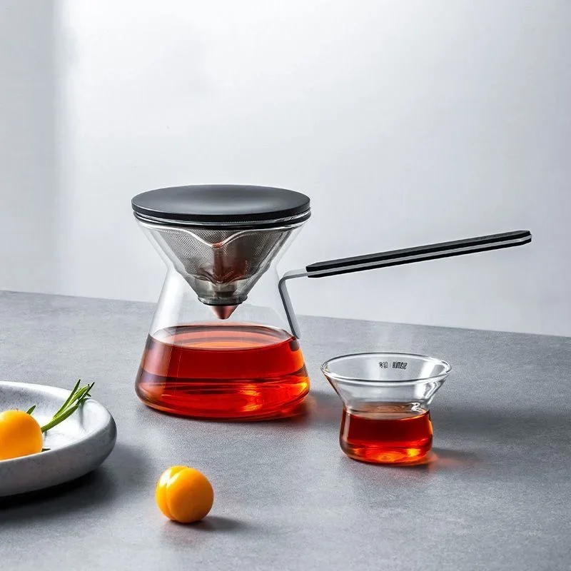 Elegant Cup Glass Teapot Magnetic Suction Tea Water Separation Home Office One-Click Filtering High-End Tea Set
Elegant Cup Glass Teapot Magnetic Suction Tea Water Separation Home Office One-Click Filtering High-End Tea Set