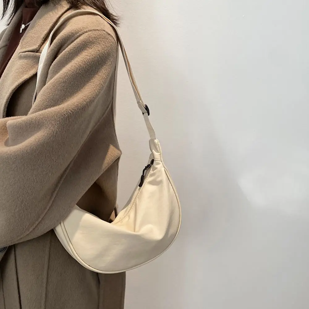 Elegant Vintage Nylon Solid Handbag Underarm Bag Crossbody Bag Women Messenger Bags Single Shoulder Bags Korean Dumpling Bags
Elegant Vintage Nylon Solid Handbag Underarm Bag Crossbody Bag Women Messenger Bags Single Shoulder Bags Korean Dumpling Bags