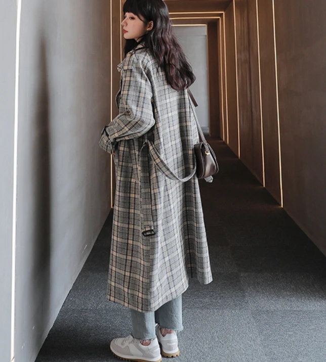 SuperAen 2025 Autumn New Korean Style Street Plaid Long Trench Coat for Women
SuperAen 2025 Autumn New Korean Style Street Plaid Long Trench Coat for Women