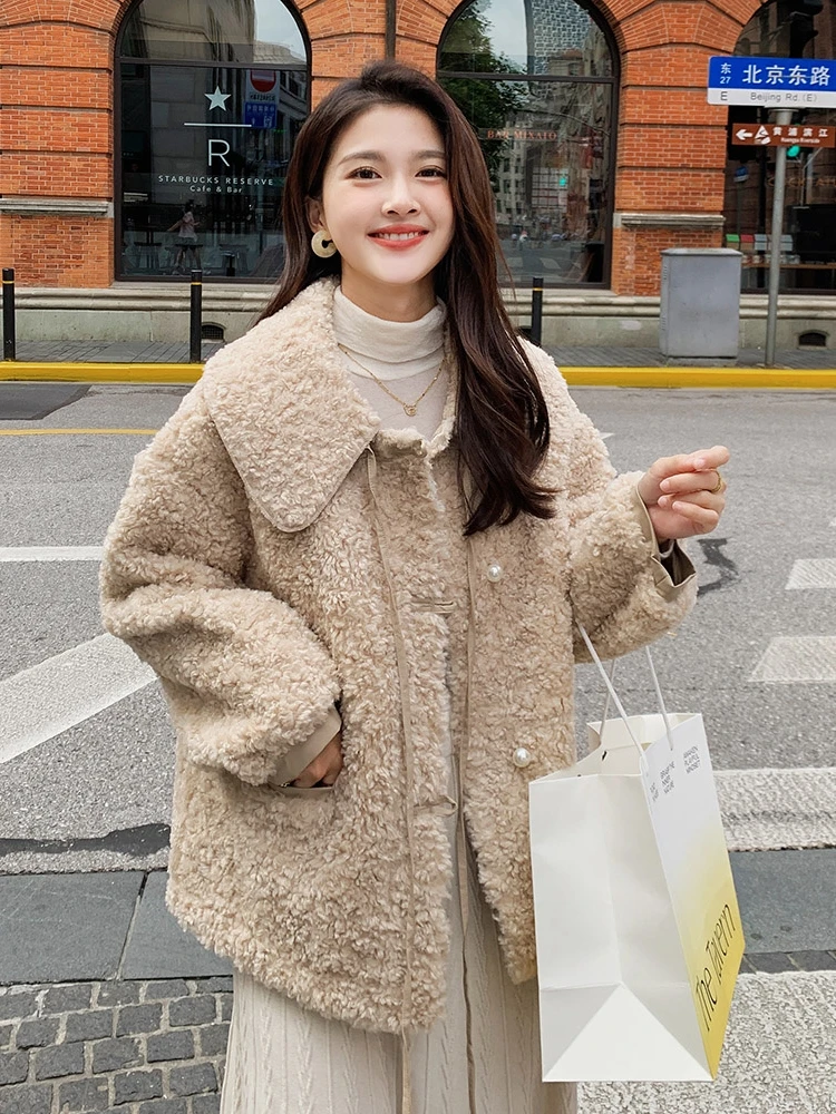 Fashion Jackets for Women New Warm Elegant Temperament Loose Jacket Padded Double-sided Fleece Warm Coat Faux Fur Coat B42
Fashion Jackets for Women New Warm Elegant Temperament Loose Jacket Padded Double-sided Fleece Warm Coat Faux Fur Coat B42