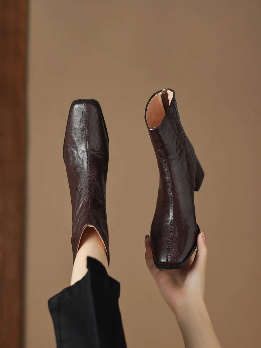 Women's ort Boots Autumn Winter Thi Heel High Heel oes Genuine Soft Leather Faion Slim Boot Large Size 4 to 43
Women's ort Boots Autumn Winter Thi Heel High Heel oes Genuine Soft Leather Faion Slim Boot Large Size 4 to 43