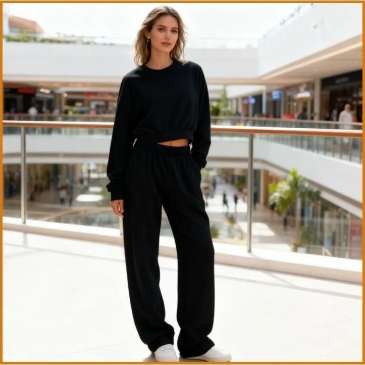 Women's round Neck Sweatshirt Set Comfortable Casual Fashion Summer Outfit Two-Piece Ensemble Color Block Design
Women's round Neck Sweatshirt Set Comfortable Casual Fashion Summer Outfit Two-Piece Ensemble Color Block Design