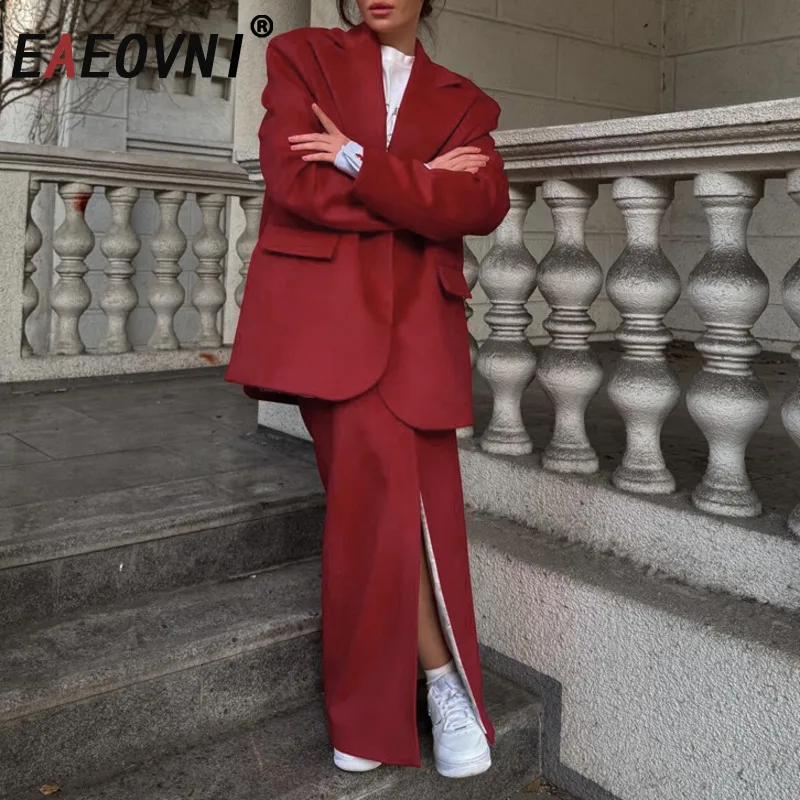 EAEOVNI Fashion Red Two Piece Set Women Notched Collar Button Suit Blazer + Split Design Skirt Office Lady 2025 New 1A1210
EAEOVNI Fashion Red Two Piece Set Women Notched Collar Button Suit Blazer + Split Design Skirt Office Lady 2025 New 1A1210