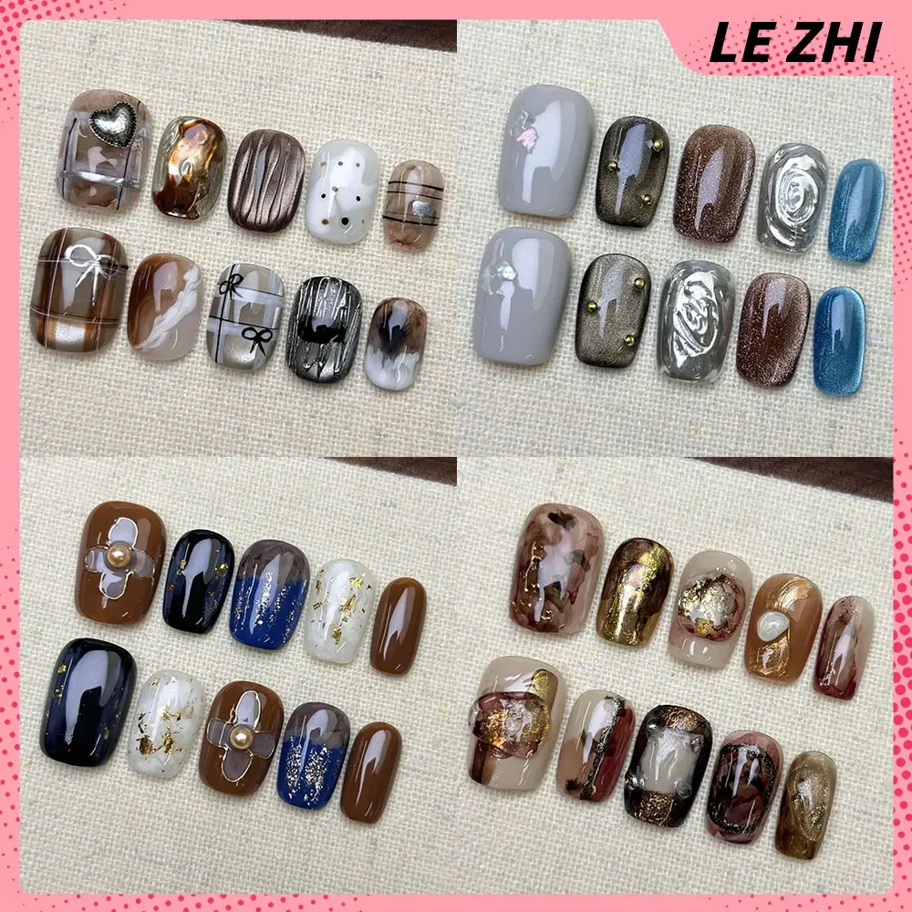 10Pcs Short Square Roundness Fake Nails Handmade Patch Gilt French Glitter Wearable Cat's Eye Design Acrylic Nails Party Gift
10Pcs Short Square Roundness Fake Nails Handmade Patch Gilt French Glitter Wearable Cat's Eye Design Acrylic Nails Party Gift