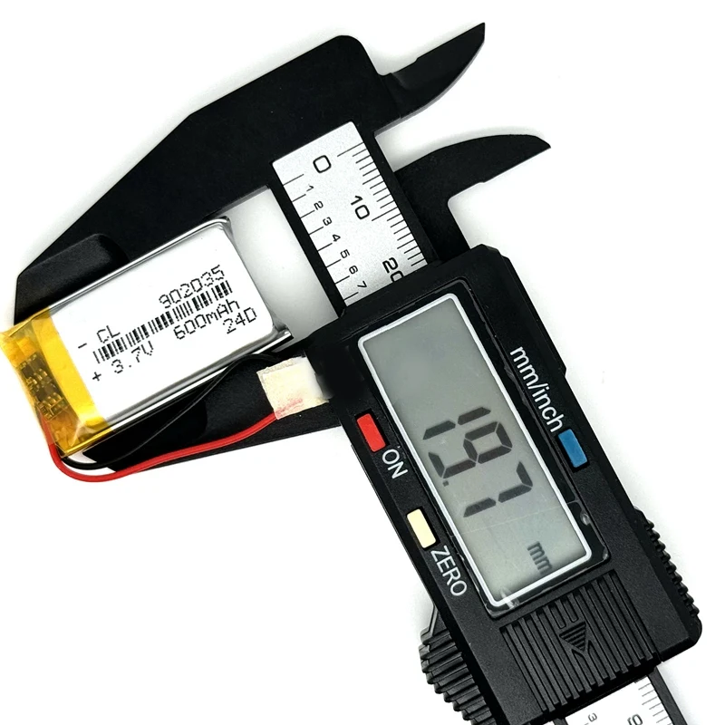 902035 Rechargeable Lithium Polymer Battery 3.7V 600mah for Car Recorder VR Glasses Recording Pen Electronic Toy Batteries
902035 Rechargeable Lithium Polymer Battery 3.7V 600mah for Car Recorder VR Glasses Recording Pen Electronic Toy Batteries