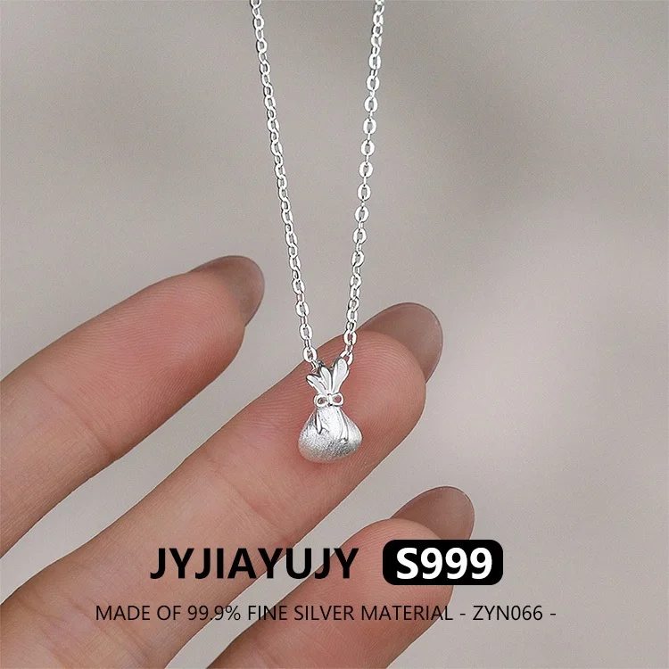JYJIAYUJY 100% Whole Original Fine Silver S999 Pendant Necklace Chinese Style Blessing Bag Fashion Woman Jewelry Gift Use ZYN066
JYJIAYUJY 100% Whole Original Fine Silver S999 Pendant Necklace Chinese Style Blessing Bag Fashion Woman Jewelry Gift Use ZYN066