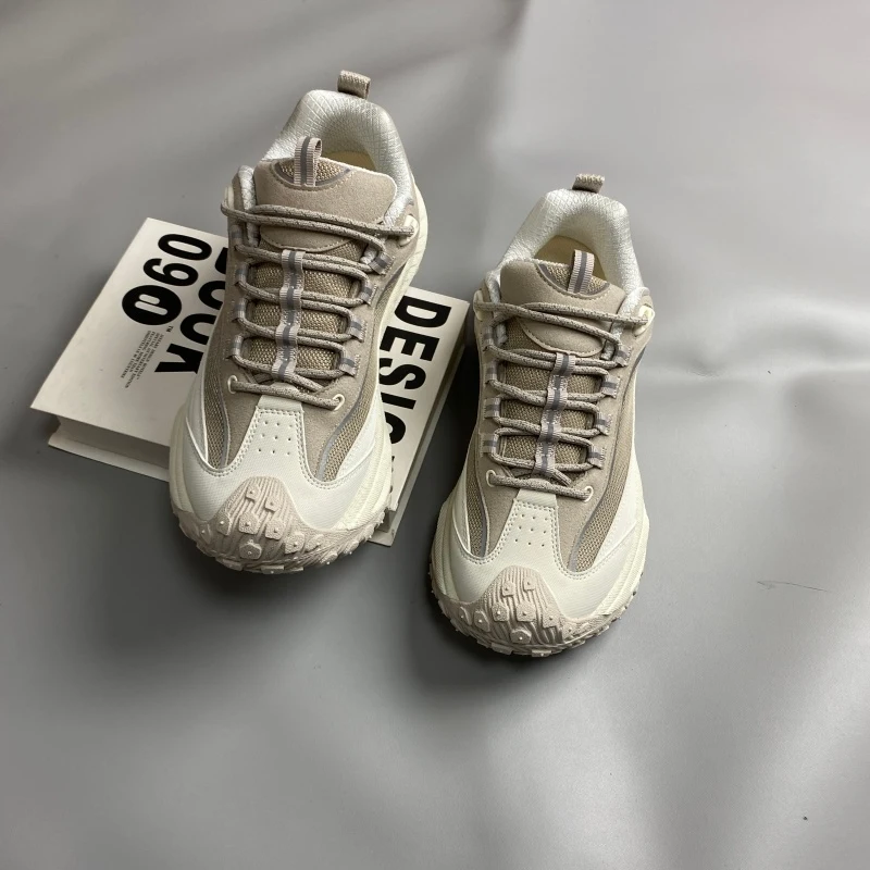Thick tread, raised sole, dad shoes, gray khaki color blocked outdoor casual shoes, anti slip and wear-resistant mountain commut
Thick tread, raised sole, dad shoes, gray khaki color blocked outdoor casual shoes, anti slip and wear-resistant mountain commut