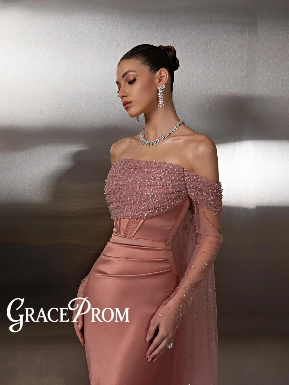 Glamorous Satin Mermaid Evening Dress Beaded Tulle Long Cape Customized Prom Gown Elegant Galas Party Cocktail Women Wear
Glamorous Satin Mermaid Evening Dress Beaded Tulle Long Cape Customized Prom Gown Elegant Galas Party Cocktail Women Wear