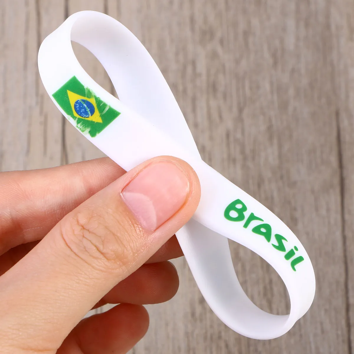5Pcs Country Silicone Wristband Flag Printed Bracelet Patriotic Wristbands for Sports Game Football Match Fan Cheering Accessory
5Pcs Country Silicone Wristband Flag Printed Bracelet Patriotic Wristbands for Sports Game Football Match Fan Cheering Accessory