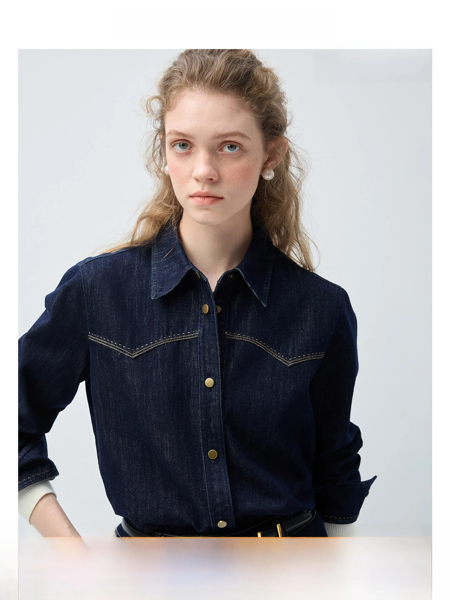 Джинсовая рубашка Night Fog Denim VEGA CHANG, темно-синяя, женская, весенняя, винтажная, с эффектом прохлады, прямого кроя, с обычным рукавом, длинным воротником
Джинсовая рубашка Night Fog Denim VEGA CHANG, темно-синяя, женская, весенняя, винтажная, с эффектом прохлады, прямого кроя, с обычным рукавом, длинным воротником