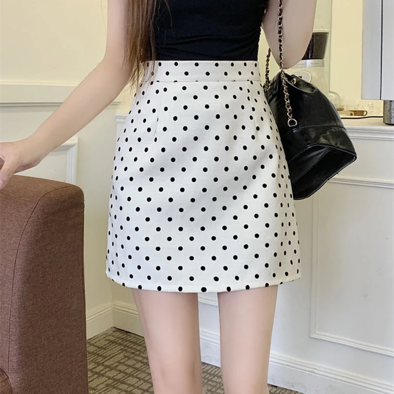 Fashion Printed Spliced Korean Polka Dot Skirts Female Clothing 2025 Summer New Loose Preppy Style Zipper High Waist Skirts
Fashion Printed Spliced Korean Polka Dot Skirts Female Clothing 2025 Summer New Loose Preppy Style Zipper High Waist Skirts