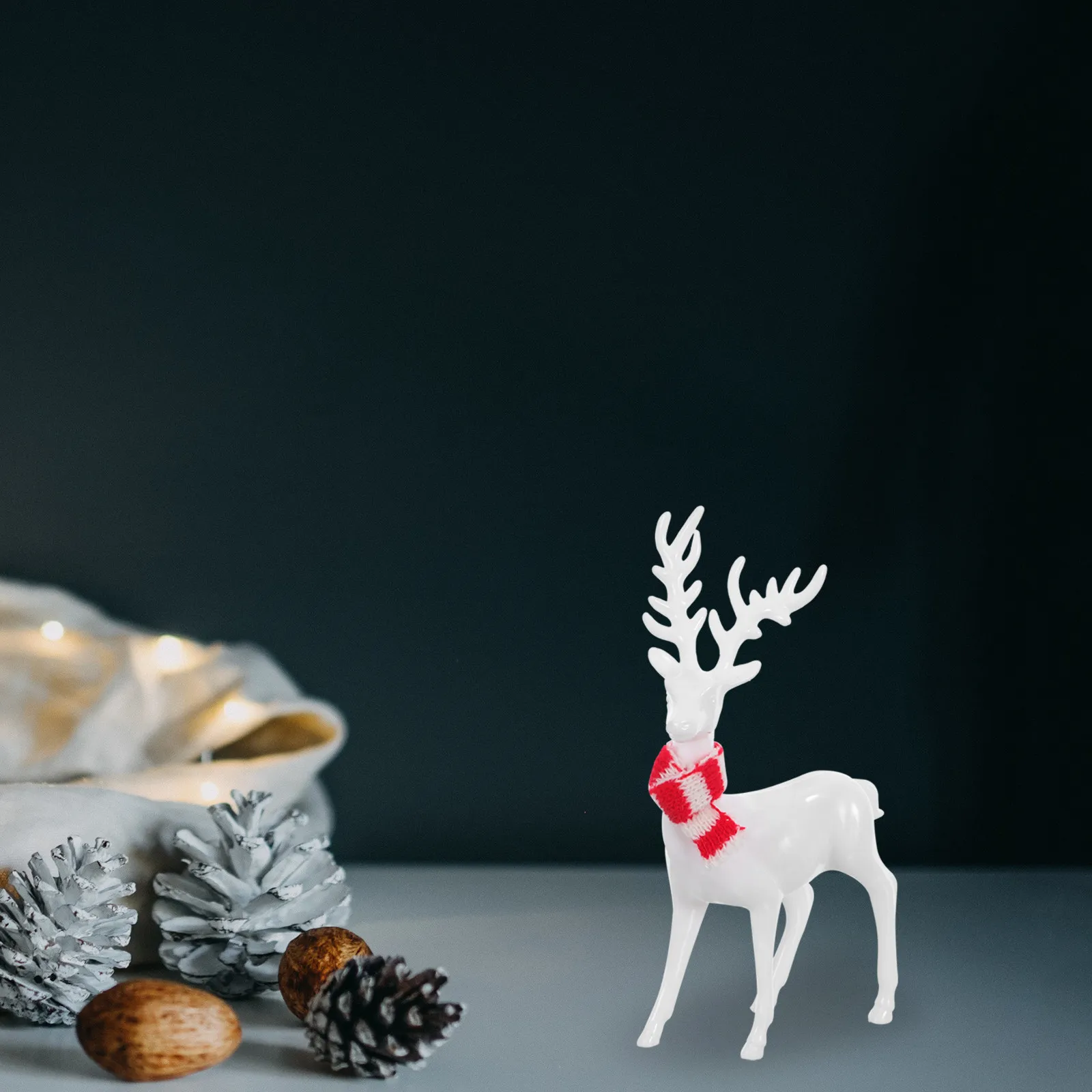 2Pcs Christmas Elk Statues Acrylic Transparent Design Mistletoe Accents Standing Reindeer Centerpiece Holiday Table Decor
2Pcs Christmas Elk Statues Acrylic Transparent Design Mistletoe Accents Standing Reindeer Centerpiece Holiday Table Decor
