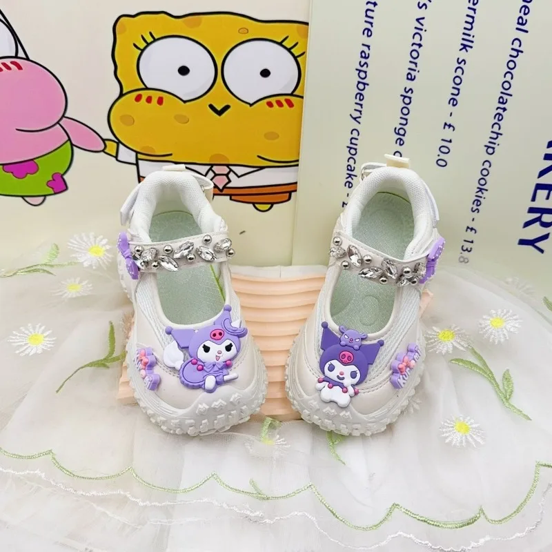 Летние модные кожаные туфли Kuromi в стиле аниме Kawaii Sanrio Ins, весна 2023, милые детские сетчатые кроссовки принцессы Cinnamoroll, подарки
Летние модные кожаные туфли Kuromi в стиле аниме Kawaii Sanrio Ins, весна 2023, милые детские сетчатые кроссовки принцессы Cinnamoroll, подарки