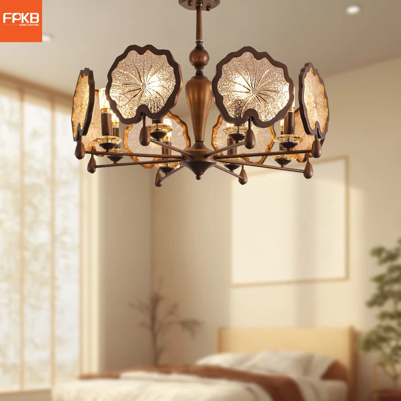Люстра для гостиной, антикварное ретро, новый китайский главный светильник для зала, американский высококачественный светильник для ресторана в стиле Наньян
Люстра для гостиной, антикварное ретро, новый китайский главный светильник для зала, американский высококачественный светильник для ресторана в стиле Наньян
