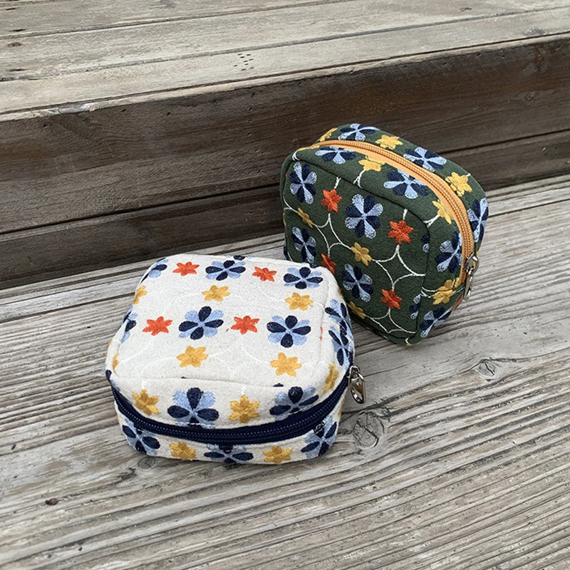 3шт кошельки для монет женские хлопковые льняные вышивка квадратная дорожная косметичка ручной работы
3шт кошельки для монет женские хлопковые льняные вышивка квадратная дорожная косметичка ручной работы