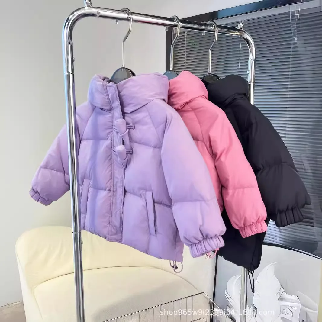 2024 autumn and winter new male and female baby coat small pepper hooded short
2024 autumn and winter new male and female baby coat small pepper hooded short