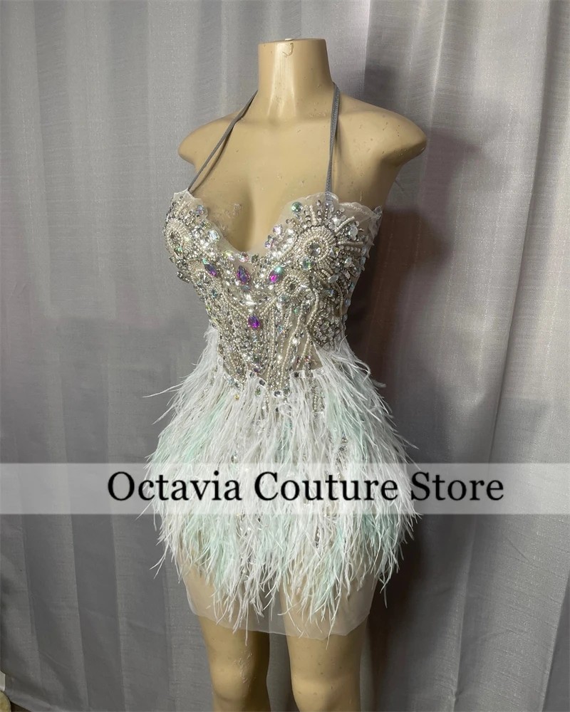 White Halter Short Prom Dresses Black Girls Bead Crystal 2024 Birthday Luxury Dress Feather Mini Cocktail Homecoming Customized
White Halter Short Prom Dresses Black Girls Bead Crystal 2024 Birthday Luxury Dress Feather Mini Cocktail Homecoming Customized
