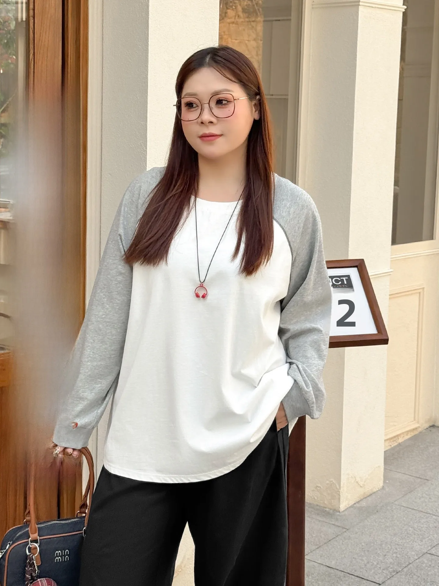 plus Size Women's Korean Sle Patchwork T-irt round Ne Long Sve Slimming Base irt oulder Sve Spring 2026
plus Size Women's Korean Sle Patchwork T-irt round Ne Long Sve Slimming Base irt oulder Sve Spring 2026