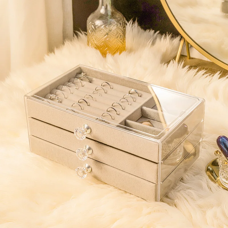2024 New Jewelry Box Anti-oxidation PET Material Flannelette Delicate Earrings Necklace Earrings Jewelry Storage Box
2024 New Jewelry Box Anti-oxidation PET Material Flannelette Delicate Earrings Necklace Earrings Jewelry Storage Box