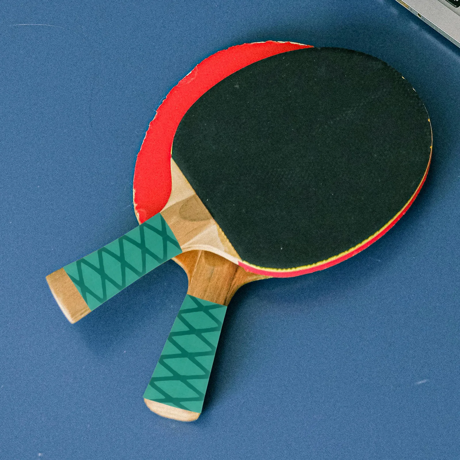 Table Tennis Racket Grip Sweat Absorbing Sleeve Elastic Plastic Black Non Slip Bat Handle Protector Anti Shock Long Life
Table Tennis Racket Grip Sweat Absorbing Sleeve Elastic Plastic Black Non Slip Bat Handle Protector Anti Shock Long Life