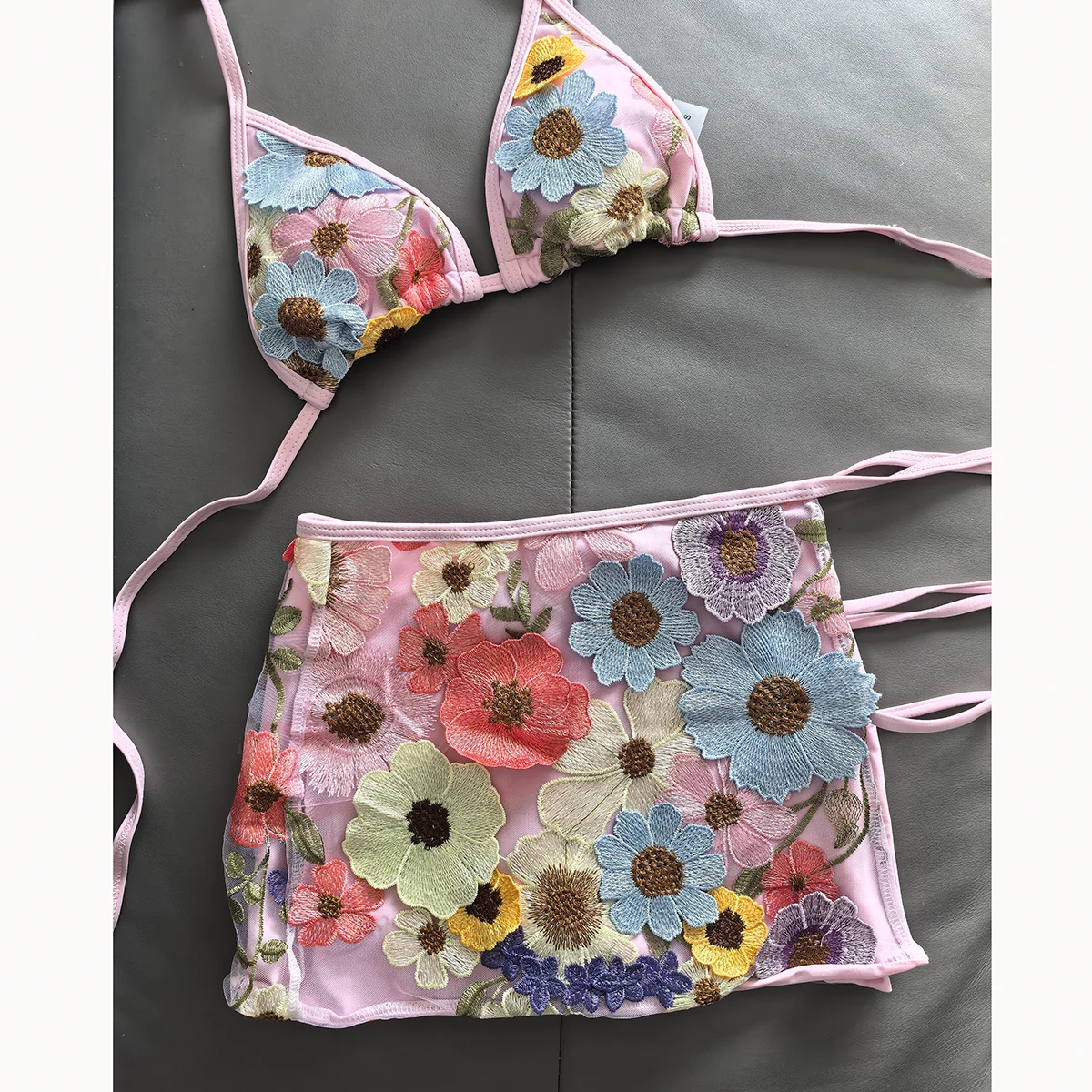 3 Pieces Flower Bikini 2025 Sexy Women Swimsuit Swimwear Female Bikini Set Skirt Beachwear Bathing Suit Swimming Suit Cover Ups
3 Pieces Flower Bikini 2025 Sexy Women Swimsuit Swimwear Female Bikini Set Skirt Beachwear Bathing Suit Swimming Suit Cover Ups