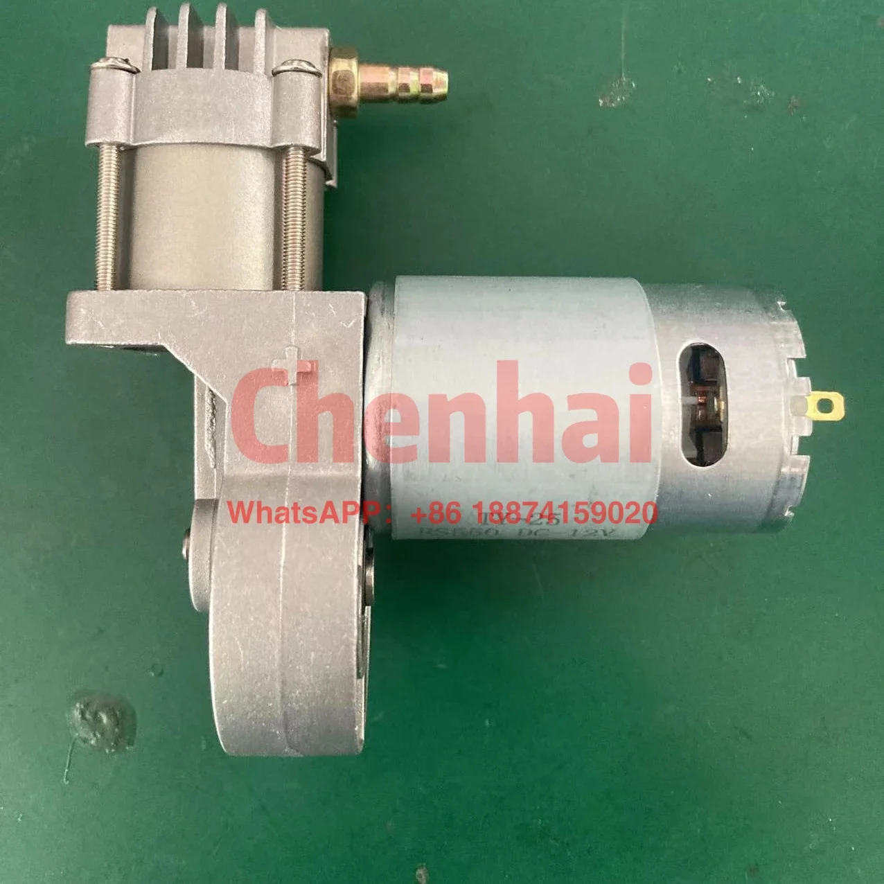 12V small air compressor pump for high air pressure, high flow rate application
12V small air compressor pump for high air pressure, high flow rate application