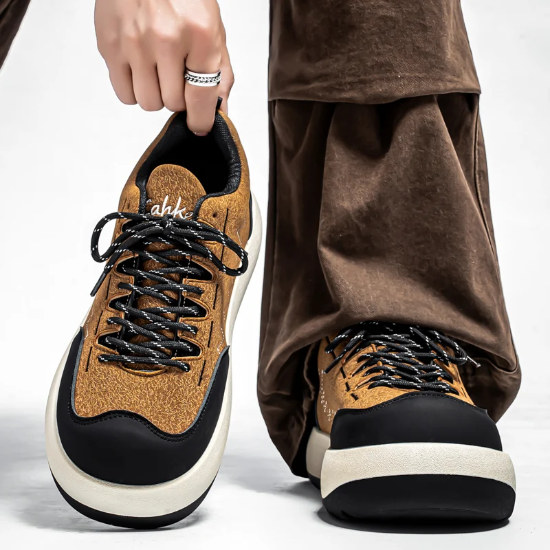 Men's Spring 2026 Fashionable Bread Board Shoes Thick Bottom Heightening Unique Design Sports Shoes Youth Casual Wear
Men's Spring 2026 Fashionable Bread Board Shoes Thick Bottom Heightening Unique Design Sports Shoes Youth Casual Wear