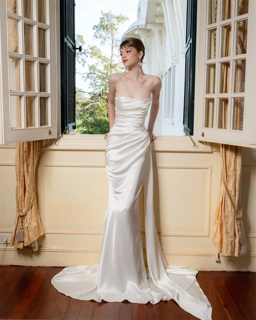 Customized High Quality White Satin Evening Dress Temperament Strapless Sleeveless Mermaid Backless Bespoke Occasion G
Customized High Quality White Satin Evening Dress Temperament Strapless Sleeveless Mermaid Backless Bespoke Occasion G