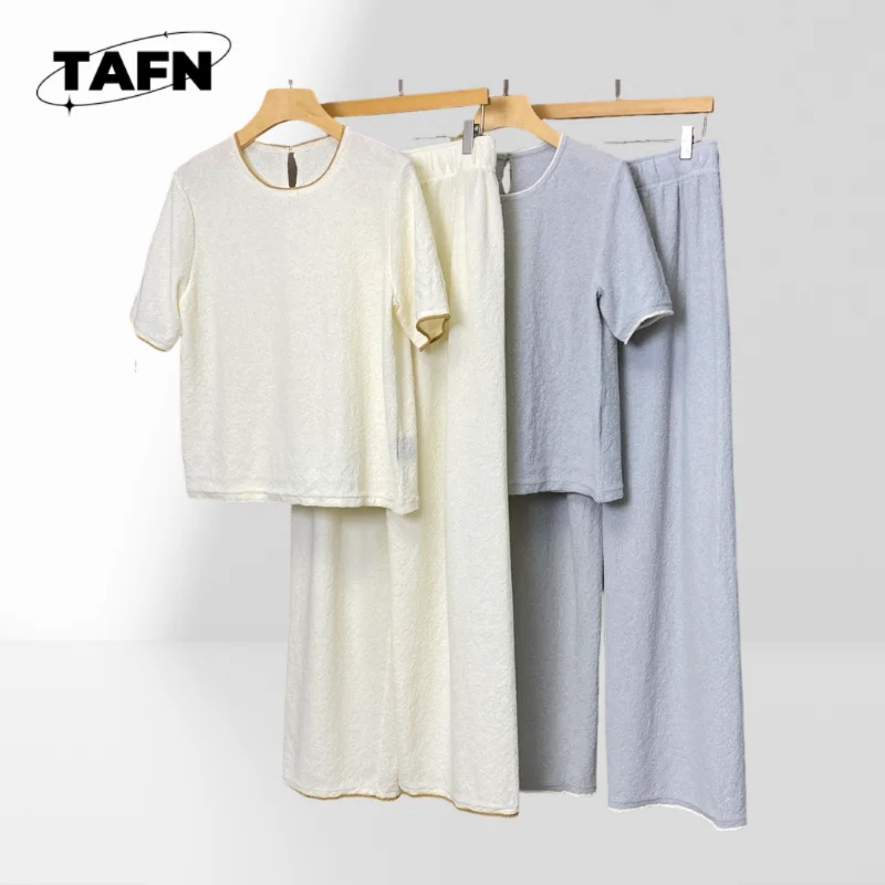 Silk Cotton Short Sleeve Straight-Leg Pants Suit Women's High-Waisted Pants Set for a Flattering Look for Work AG3160
Silk Cotton Short Sleeve Straight-Leg Pants Suit Women's High-Waisted Pants Set for a Flattering Look for Work AG3160