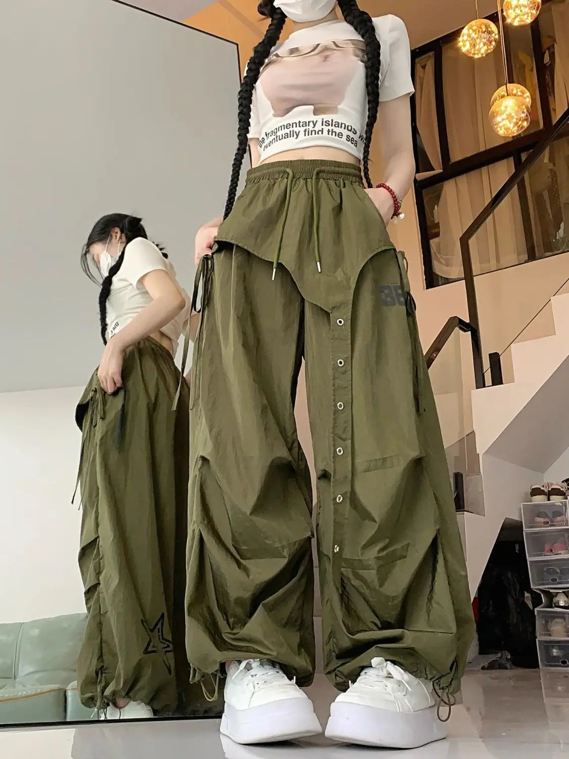 American Retro Fake Two-Piece Irregular Splicing Wide-Leg Pants Women Summer New Niche Design Loose Casual Pants
American Retro Fake Two-Piece Irregular Splicing Wide-Leg Pants Women Summer New Niche Design Loose Casual Pants