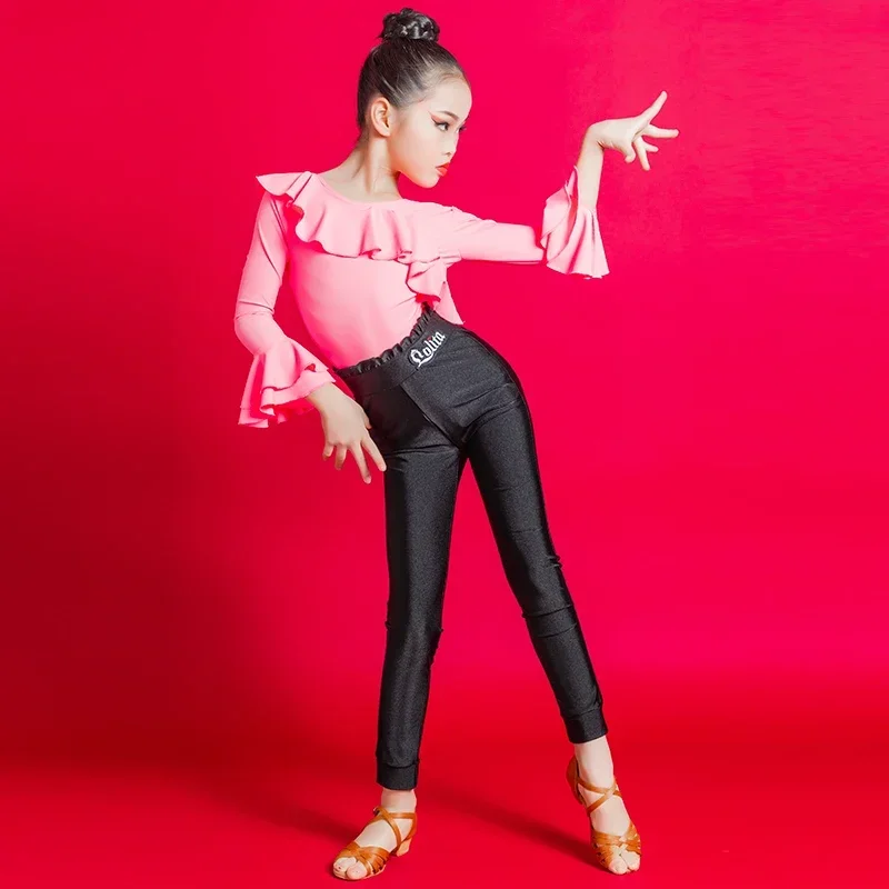 Lolita spring and summer Latin dance suit set pleated sleeves and trousers children's girls practice martial arts costume perfor
Lolita spring and summer Latin dance suit set pleated sleeves and trousers children's girls practice martial arts costume perfor