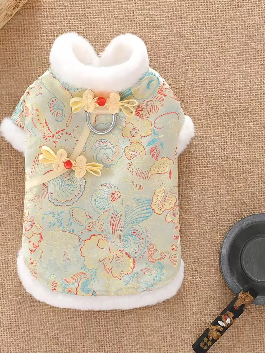 Китайская зимняя одежда для собак: традиционный новогодний костюм для померанского шпица, тедди, бишона. Теплая одежда для домашних животных из нейлоновой ткани.
Китайская зимняя одежда для собак: традиционный новогодний костюм для померанского шпица, тедди, бишона. Теплая одежда для домашних животных из нейлоновой ткани.