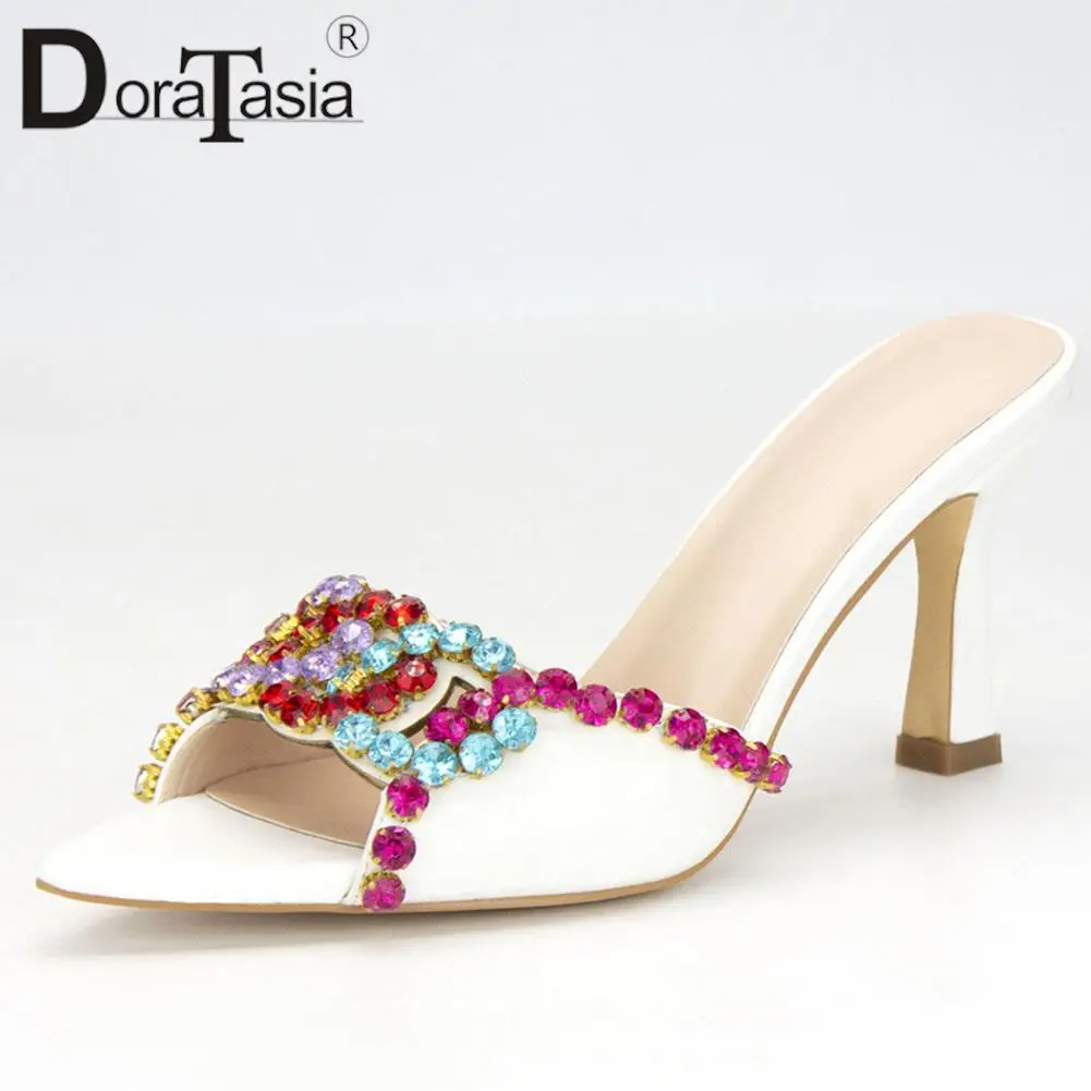 Brand Design Female Thick High Heels Slides Fashion Mixed Colors Rhinestone Pointed Toe Slippers Women Party Sexy Woman Shoes
Brand Design Female Thick High Heels Slides Fashion Mixed Colors Rhinestone Pointed Toe Slippers Women Party Sexy Woman Shoes